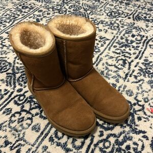 UGGS Classic Short II Boot